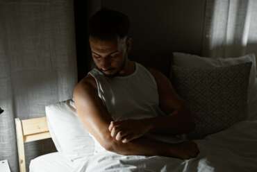 Why Does My Skin Itch More at Night, and Should I See a Dermatologist?